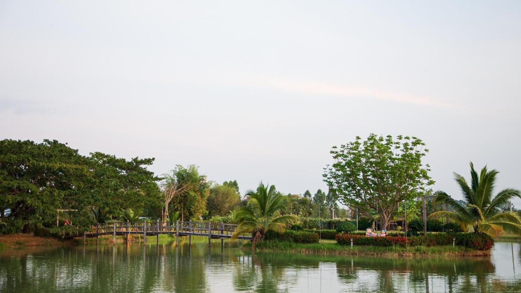 Eden House Resort Накхоннайок Экстерьер фото